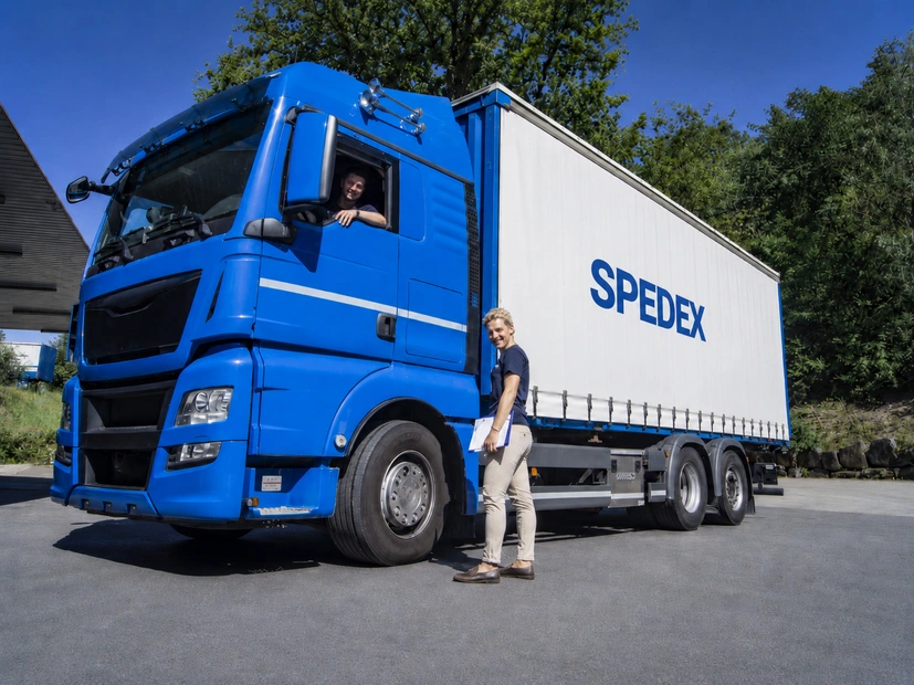 Obsługa przy ciężarówce – SPEDEX by Polbrok Obsługa przy ciężarówce – SPEDEX by Polbrok